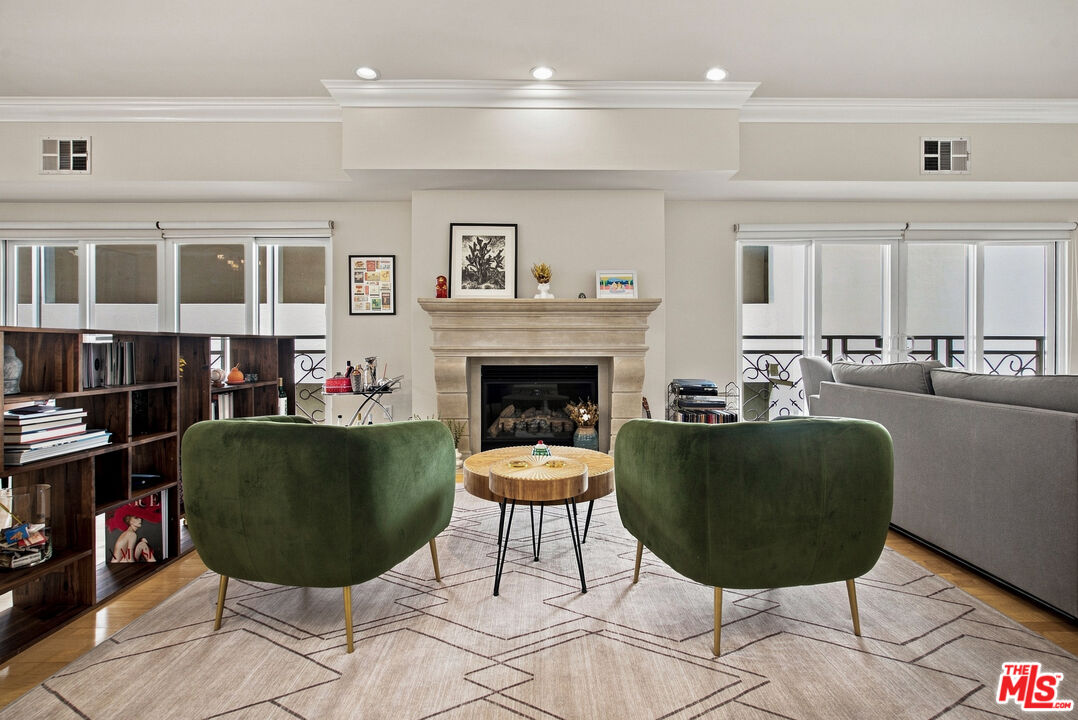 11840 Dorothy St Unit 302 — photo