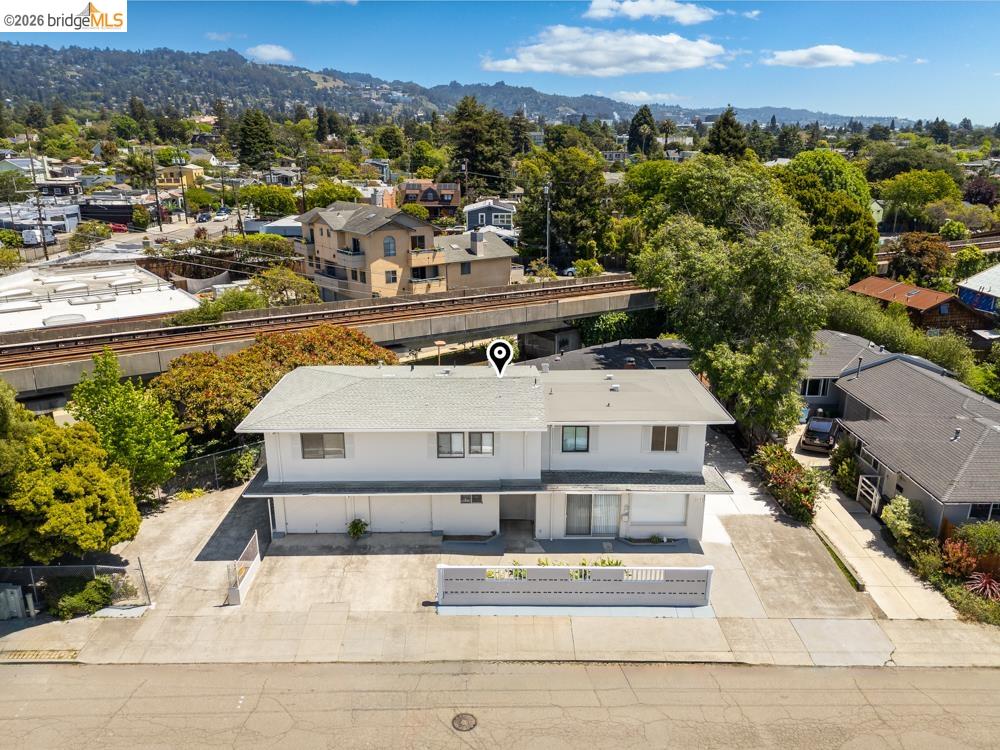 1313 Curtis St, Berkeley, CA 94702 — photo 2