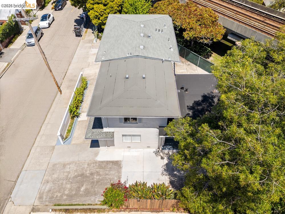 1313 Curtis St, Berkeley, CA 94702 — photo 3