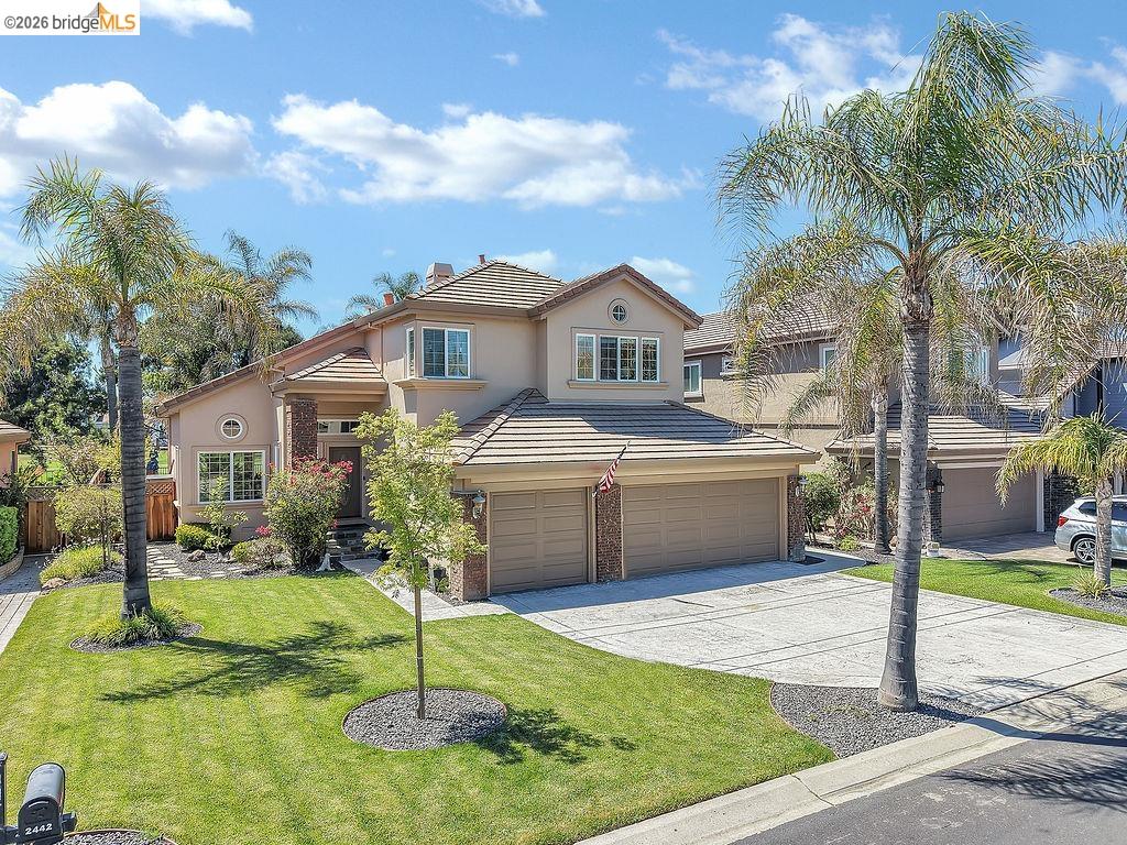 2442 Pinehurst Ct — photo