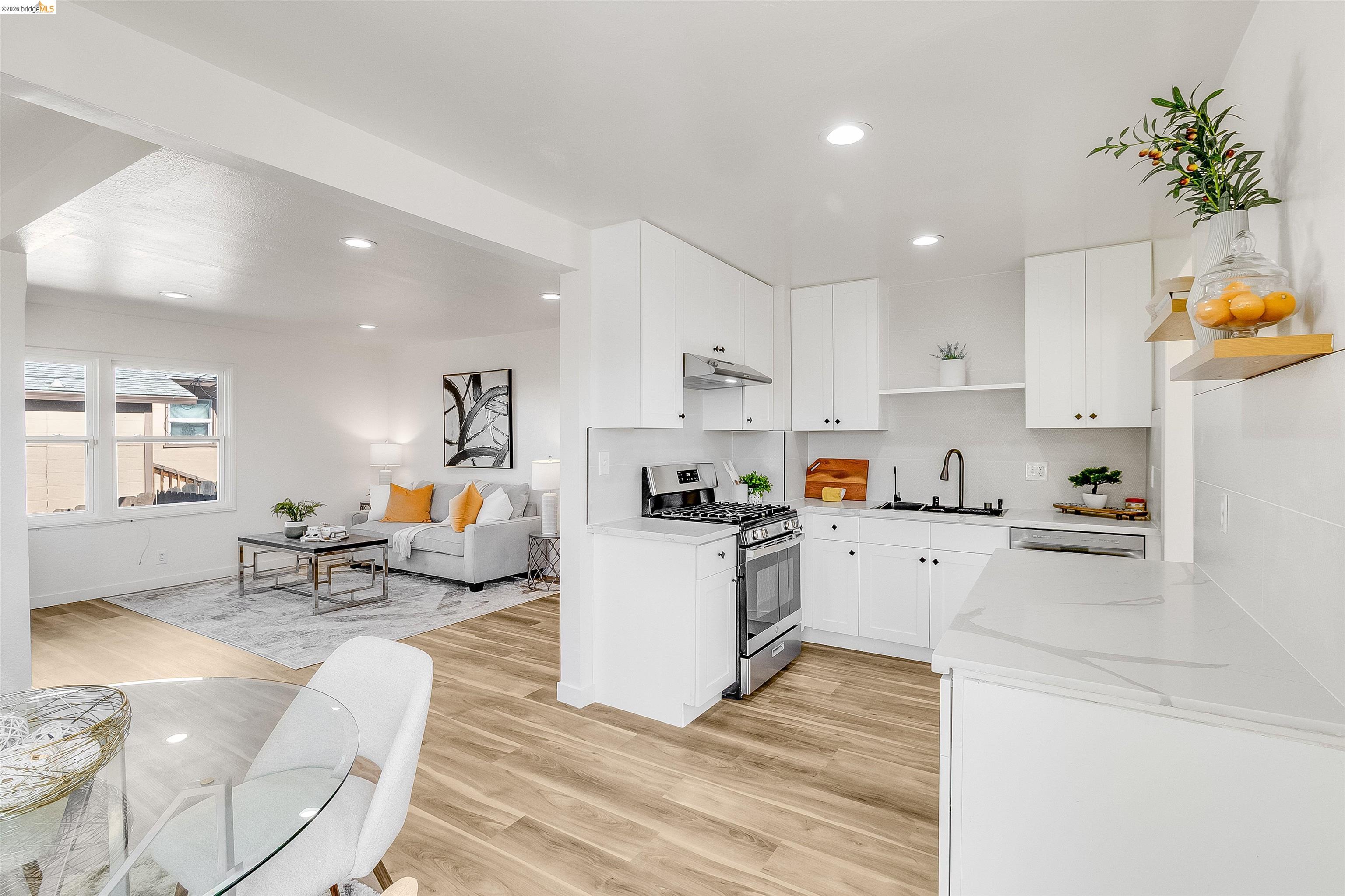 826 Benicia Rd — photo
