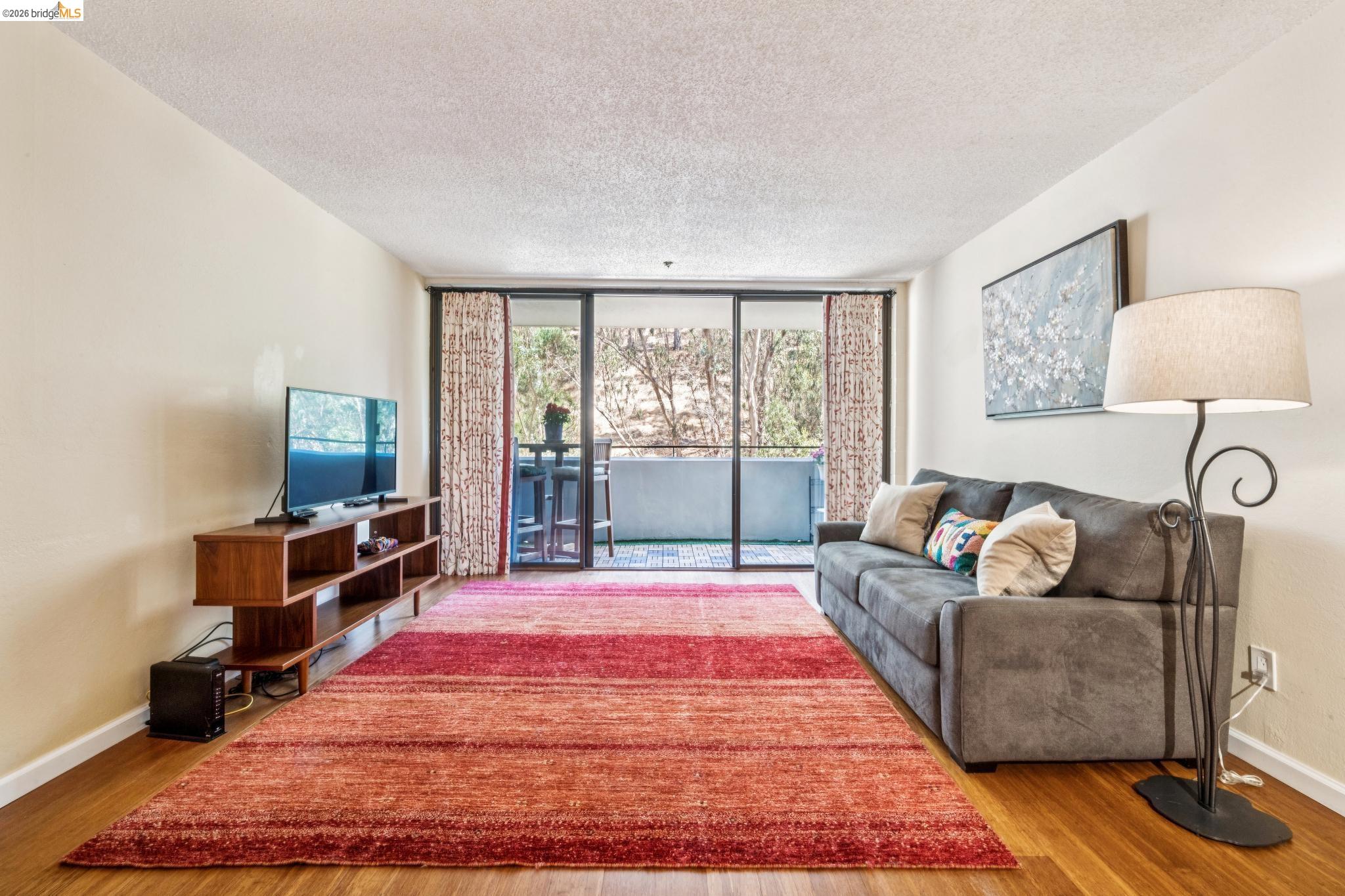 555 Pierce St 1125 — photo