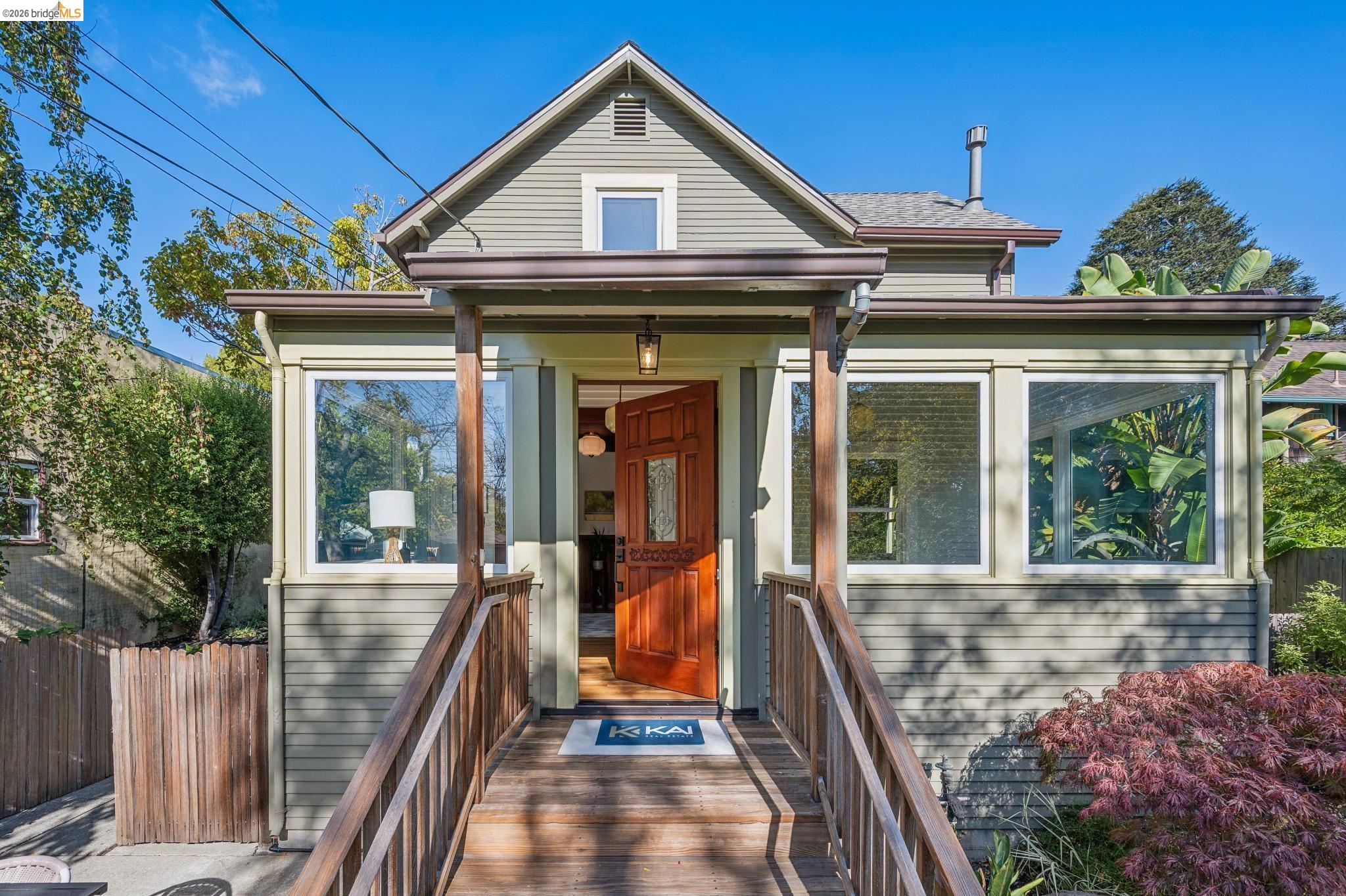 2129 Roosevelt Ave, Berkeley, CA 94703 — photo 2