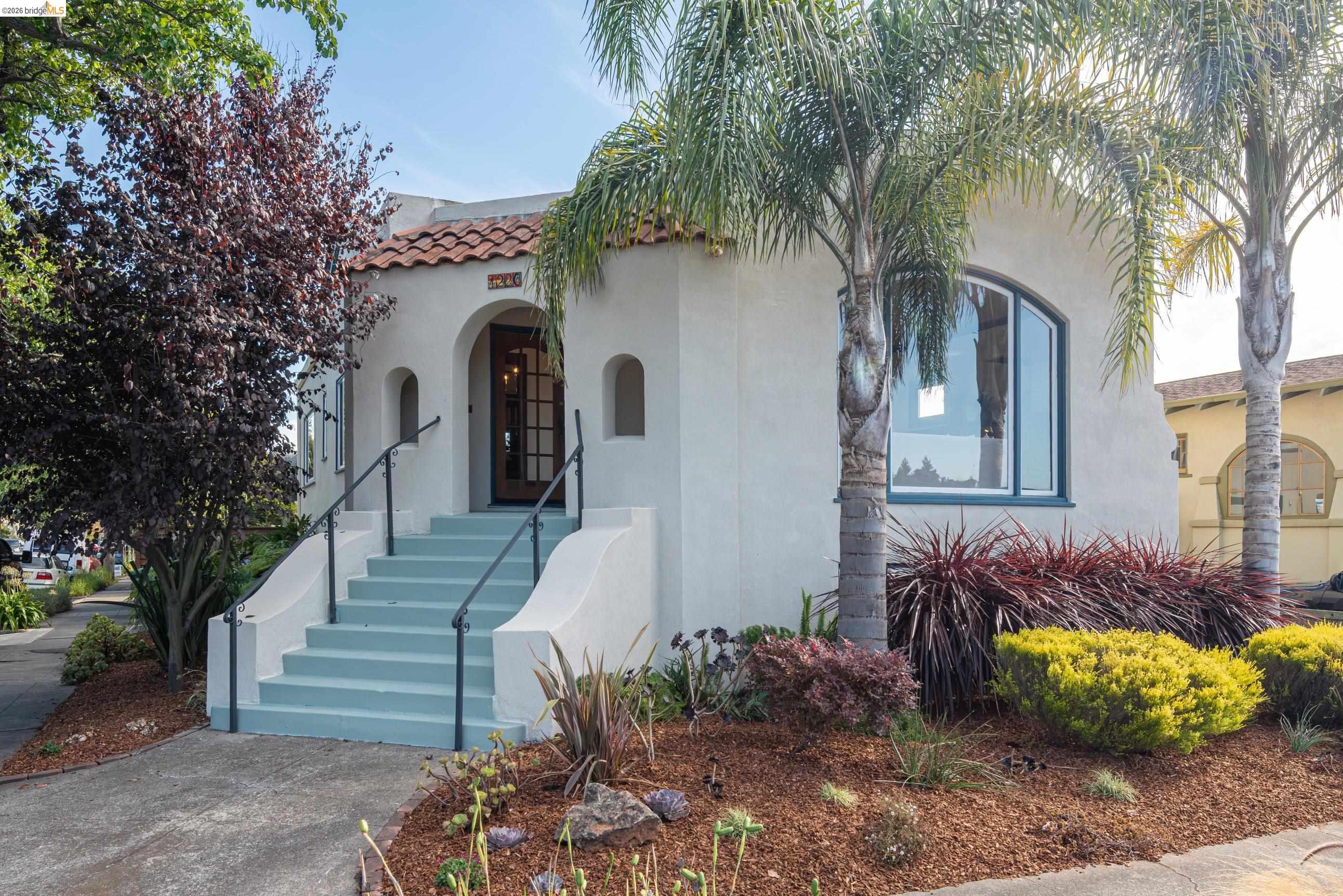 1220 Channing Way — photo