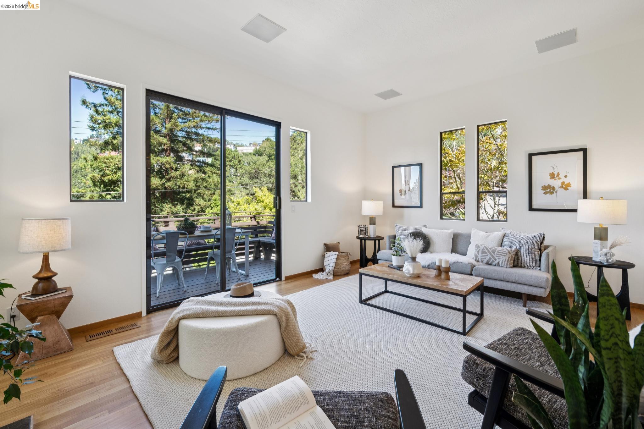 6474 Oakwood Dr — photo