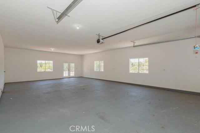 14982 Riverside Drive — photo