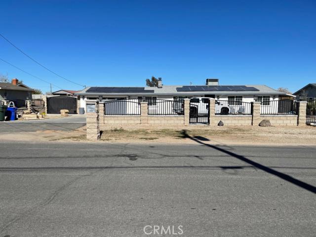 15924 Lindero Street — photo