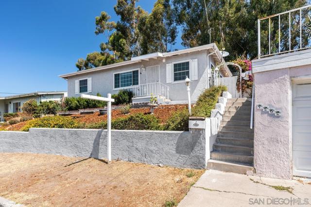 7262 Stanford Ave — photo