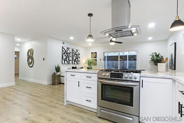 3255 Roberta Ln, Oceanside, CA 92054 — photo 2