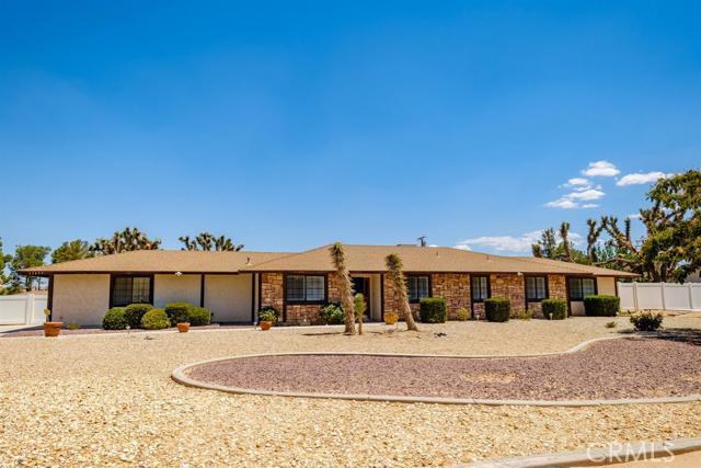 13497 Shawnee Road — photo