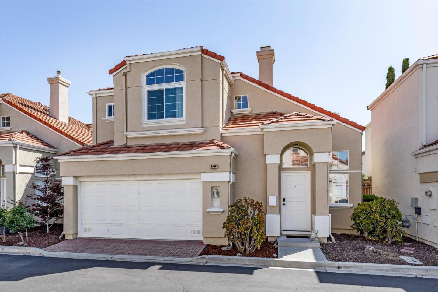 4996 Agape Ct — photo