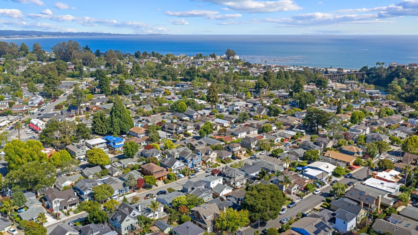 620 Sunset Dr, Capitola, CA 95010 — photo 2