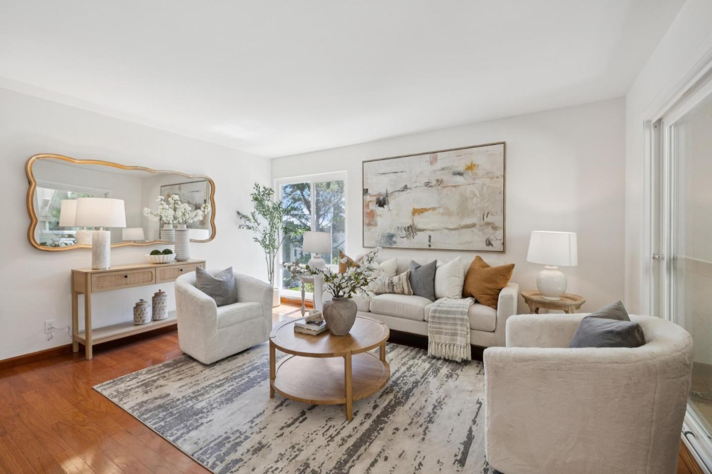 1101 Continentals Way 112 — photo