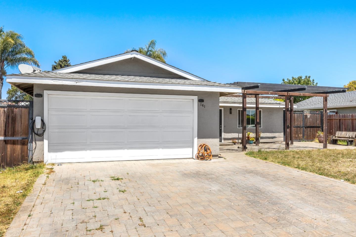 141 Trinity Ave, Unknown, CA 95076 — photo 3