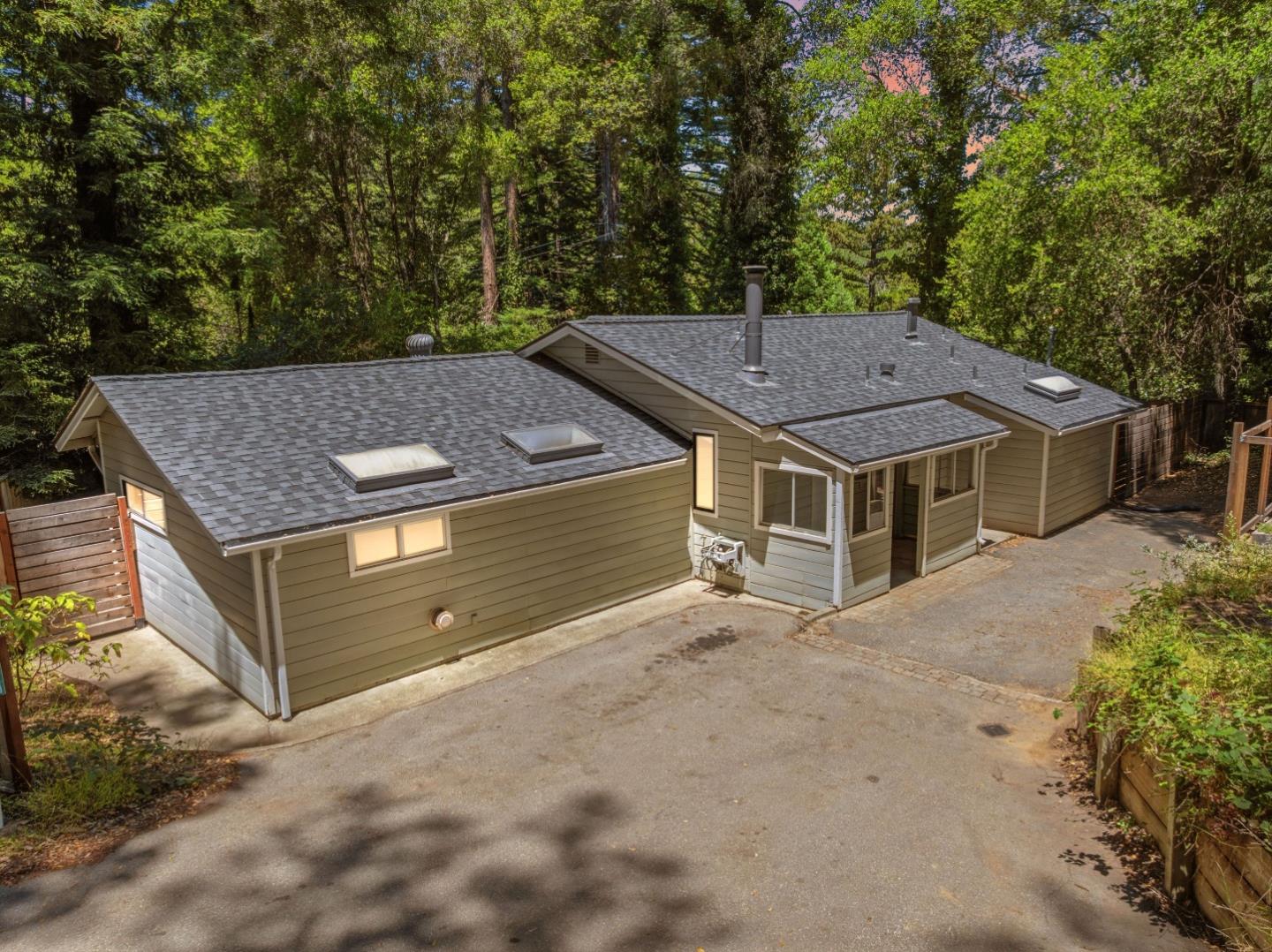 12489 Coleman Ave — photo