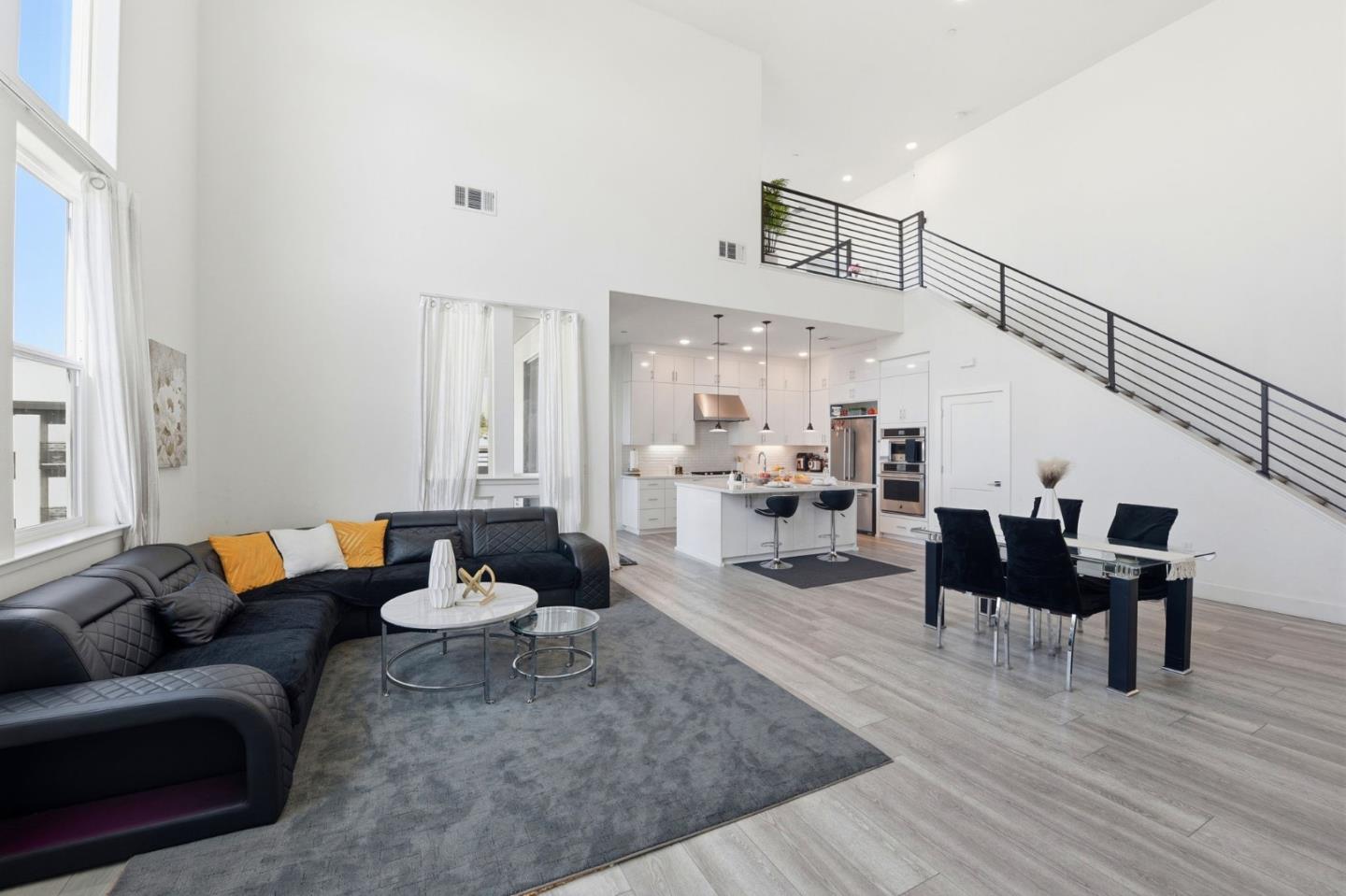 1748 Kilowatt Way 401 — photo