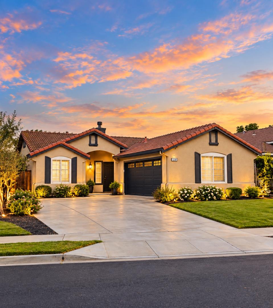 1230 Arlington Way — photo