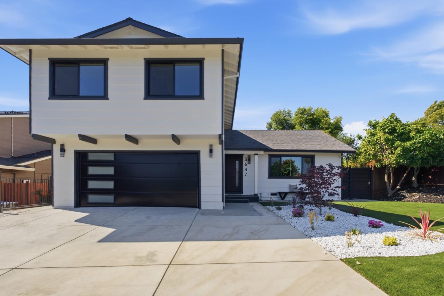 3647 Madrid Dr — photo