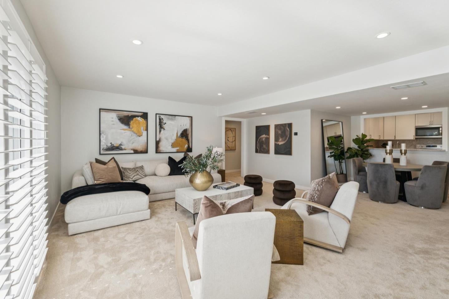 675 Sharon Park 307 — photo