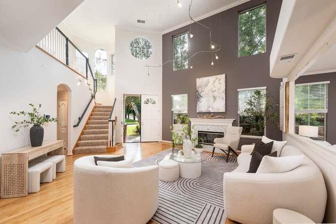 901 Governors Bay DL — photo