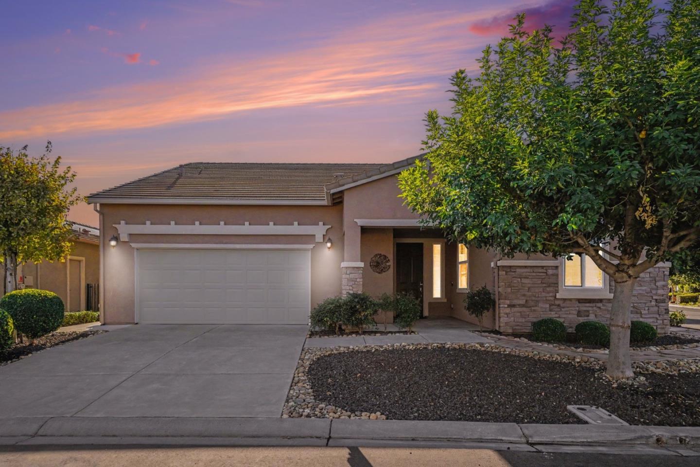 875 Waterbird Pl — photo