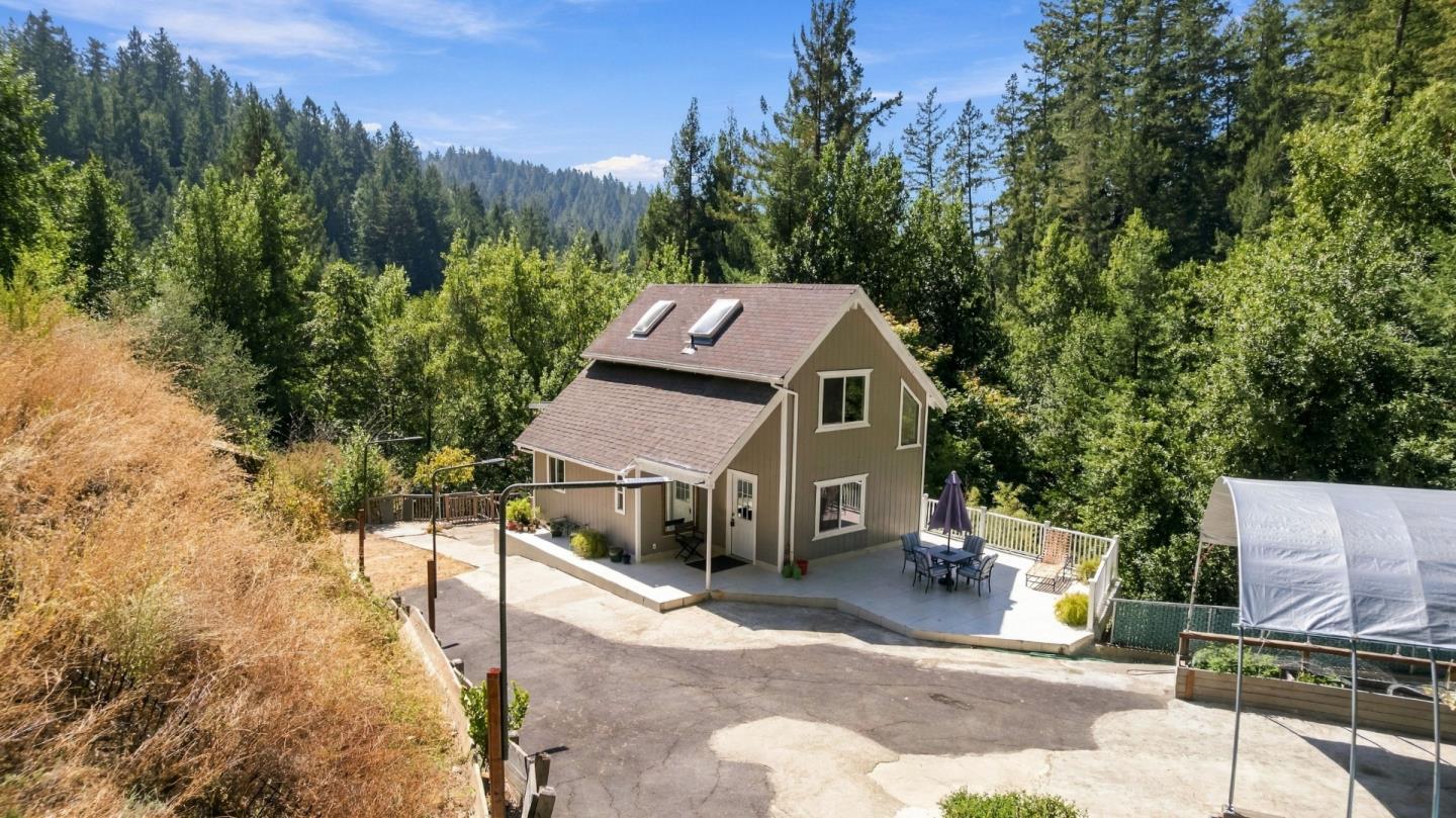 860 Canyon Vis — photo