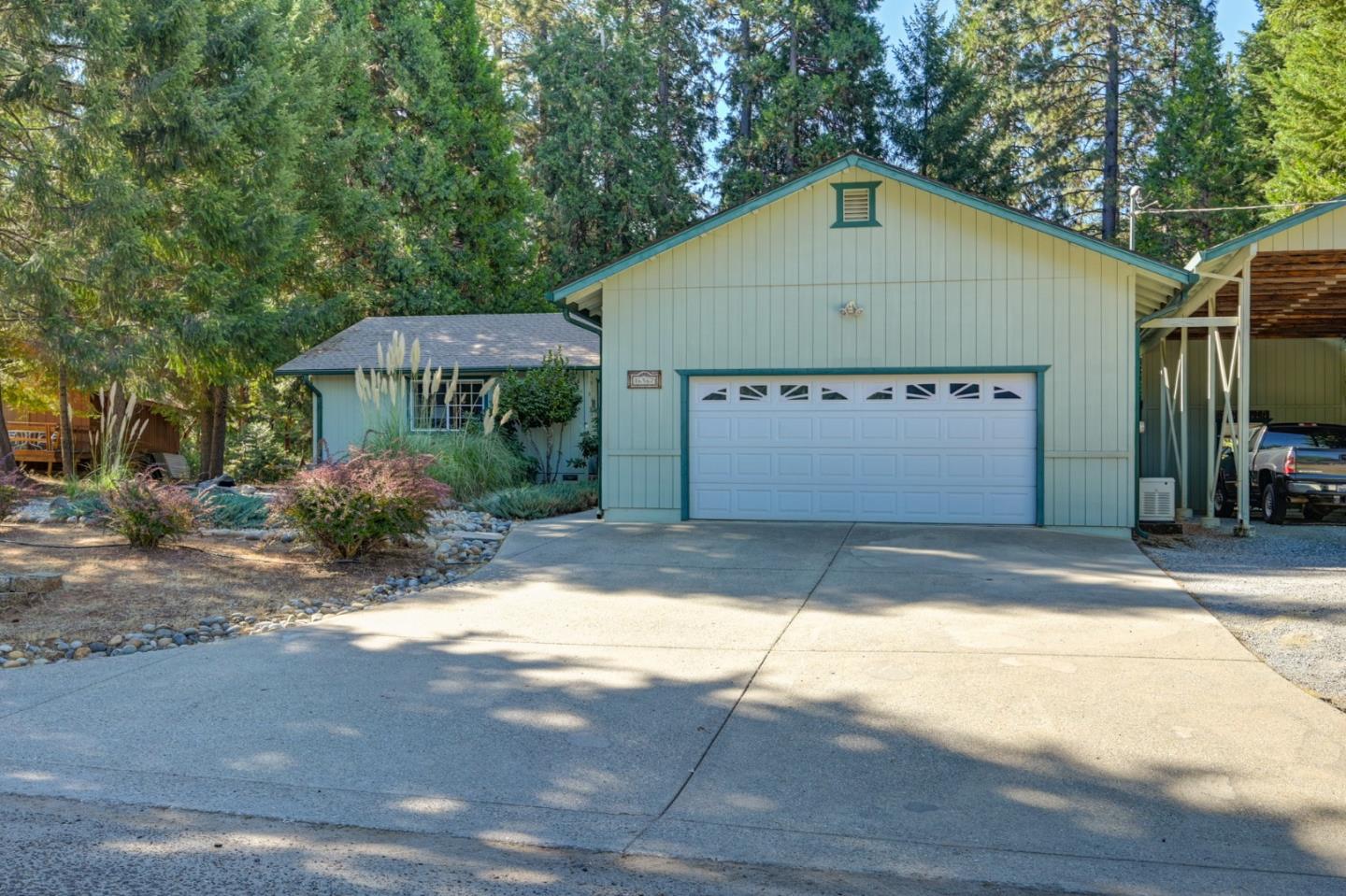 16567 Meadow Vista Dr — photo