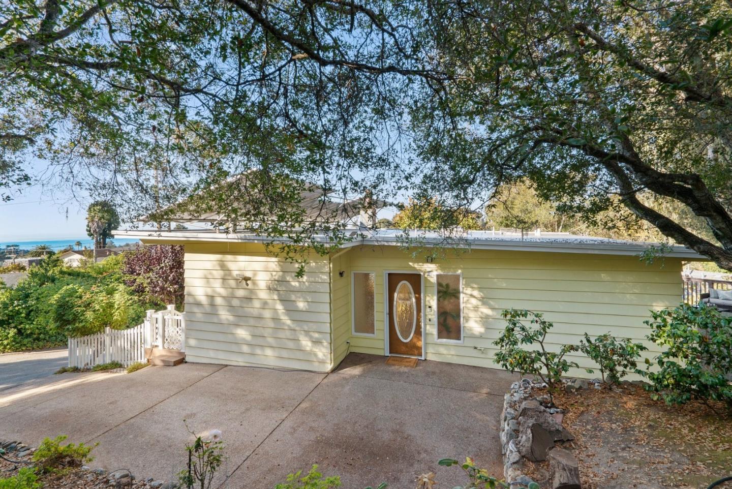 534 Cathedral Dr, Aptos, CA 95003 — photo 2