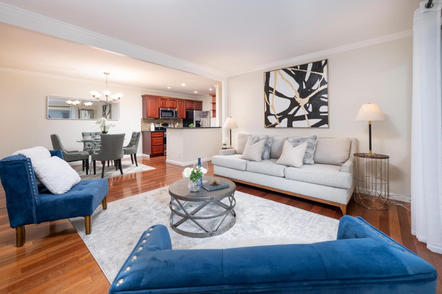 137 Piccadilly Pl Unit C — photo
