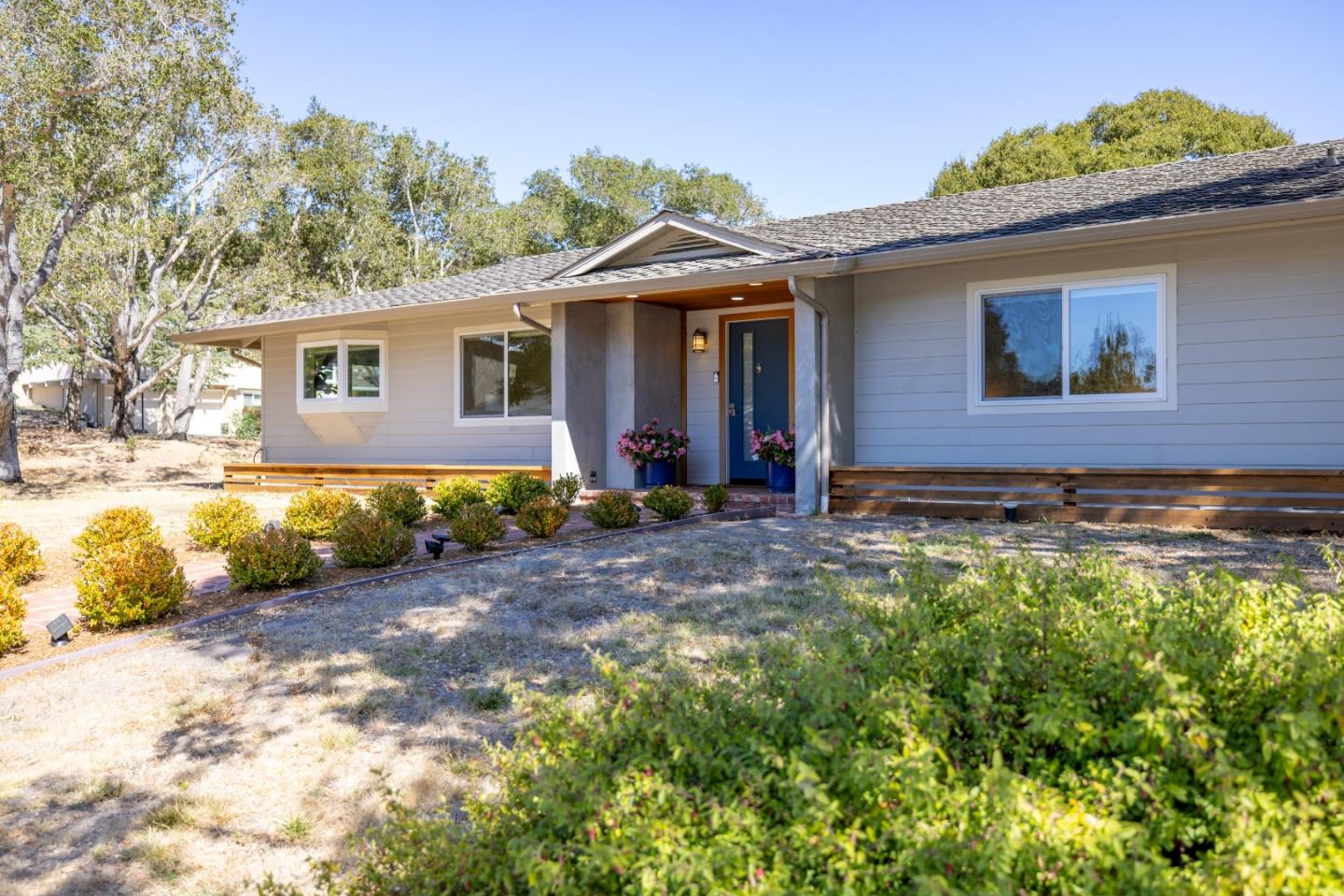10148 Blue Larkspur Ln — photo