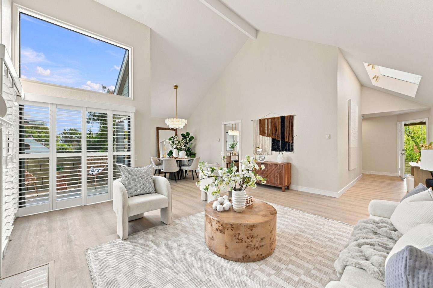 1217 Shoreline Dr — photo
