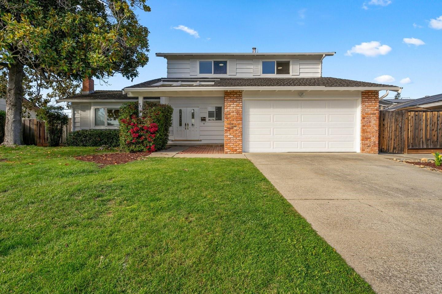 771 Lewiston Ct — photo