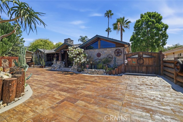 310 S Mountain Ave — photo