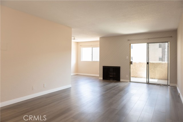 2386 E Del Mar Blvd 203 — photo