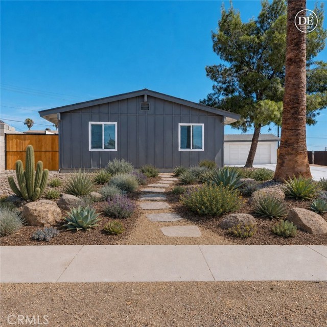 1213 E Virginia Way — photo