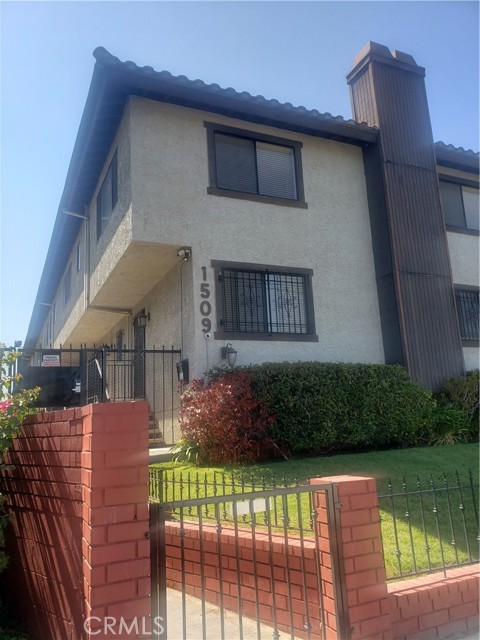 1509 S Marguerita Ave F — photo