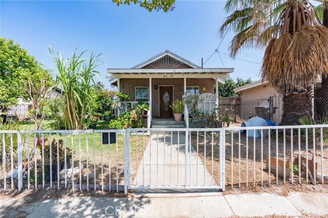 325 W Crescent Dr — photo