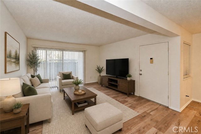 26200 Redlands 5 — photo