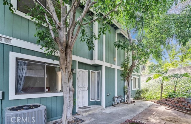 1070 Walnut Grove F — photo