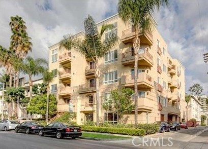 320 S Willaman Dr 302 — photo