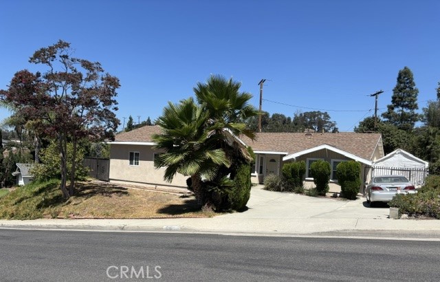 519 Taylor Dr — photo