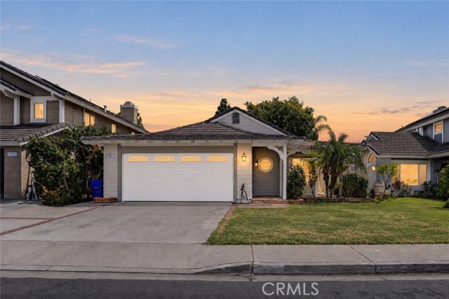 8073 Dowd Ct — photo
