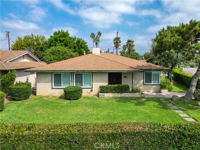 443 E Sandra — photo