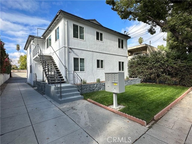 41 N Sierra Bonita Ave D — photo