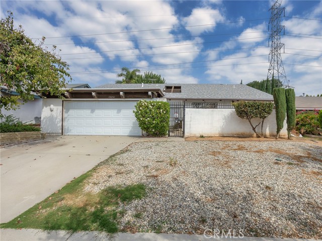 12634 Amboy Ave — photo