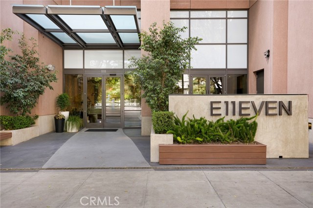 1111 S Grand Ave 1102 — photo