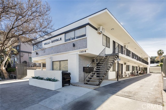 13018 Valleyheart Dr 11 — photo