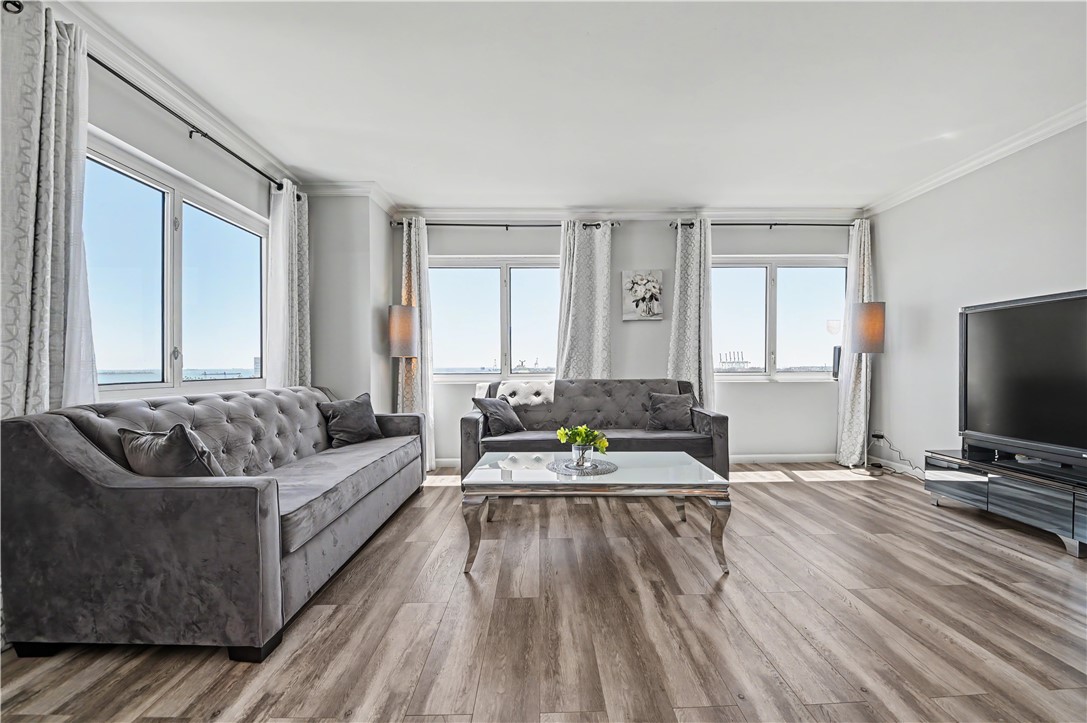 525 E Seaside Way 1109 — photo
