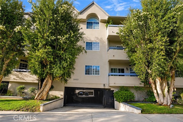 14415 Benefit St Unit 101 — photo
