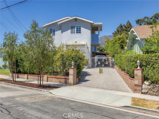 3305 Community Ave — photo